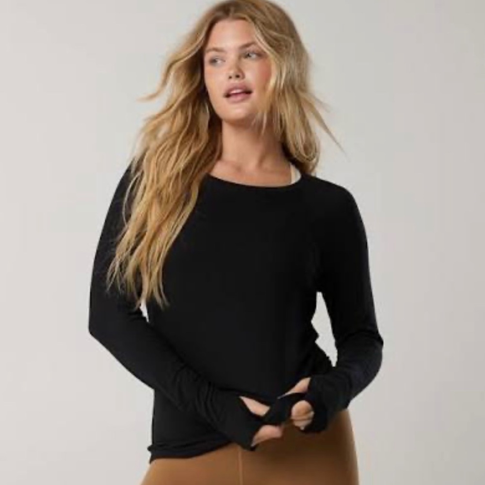 Offline by Aerie Thumbs Up Black Ribbed Raglan Long Sleeve T-Shirt
